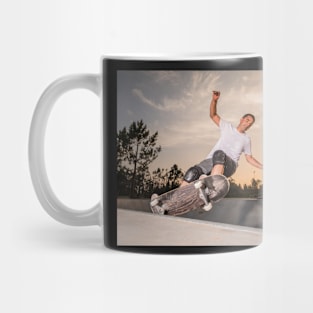 Skateboarder in a concrete pool Mug